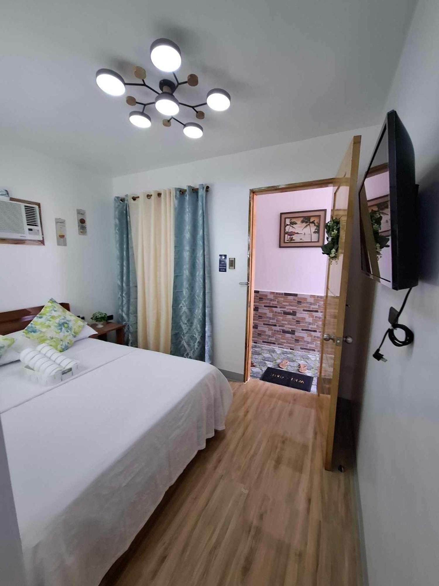 Dreamstay Hostel Moalboal Esterno foto